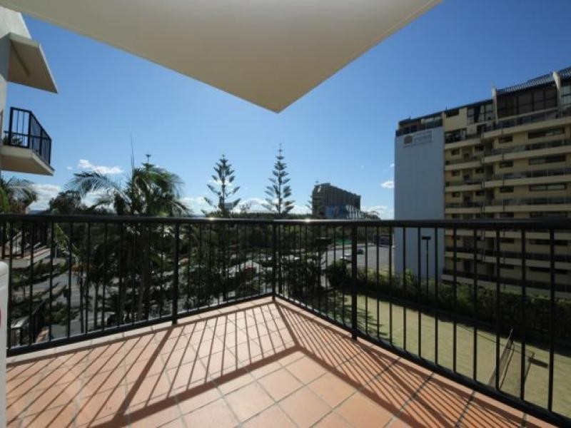 213/30 surf Parade, Broadbeach QLD 4218