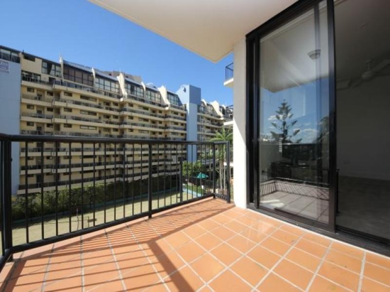 213/30 surf Parade, Broadbeach QLD 4218