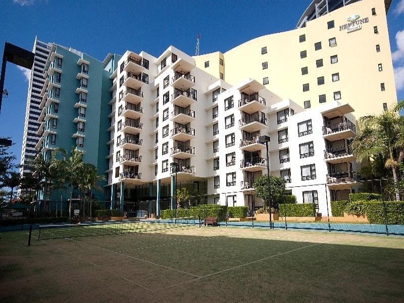 213/30 surf Parade, Broadbeach QLD 4218