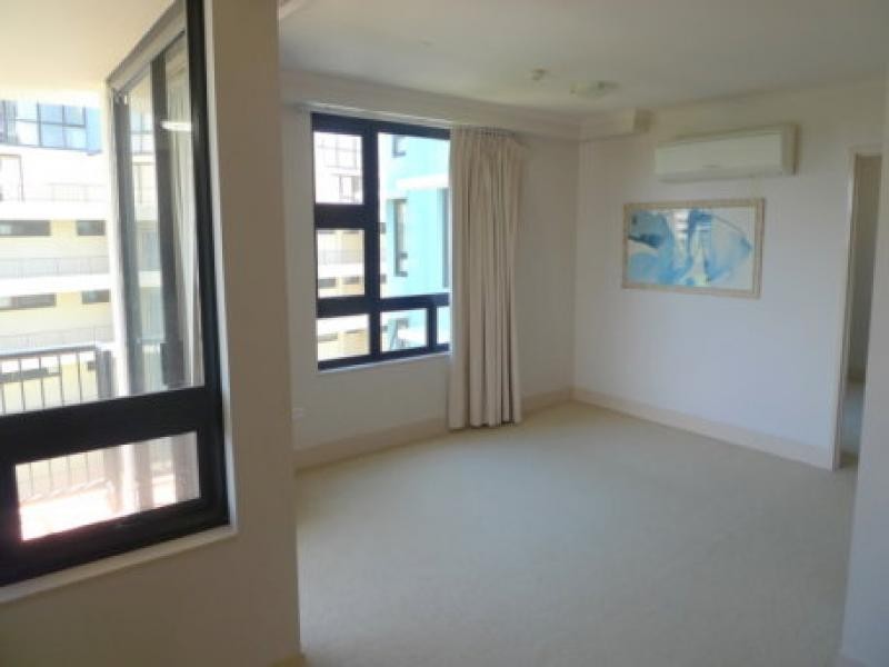 511/30 Surf Parade, Broadbeach QLD 4218