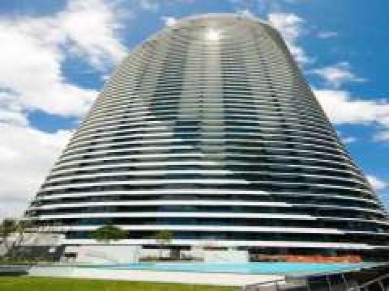 1605/4 Charles Avenue, Broadbeach QLD 4218