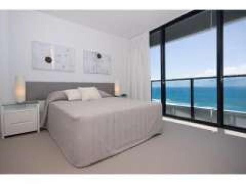 1605/4 Charles Avenue, Broadbeach QLD 4218