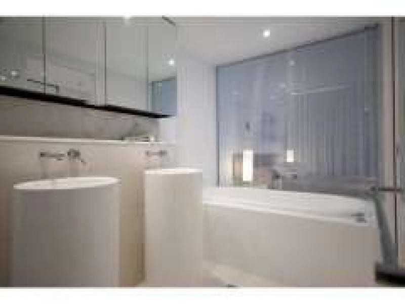 1605/4 Charles Avenue, Broadbeach QLD 4218