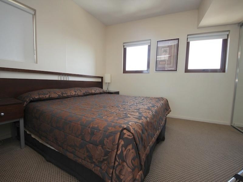 1112/42 Surf Parade, Broadbeach QLD 4218