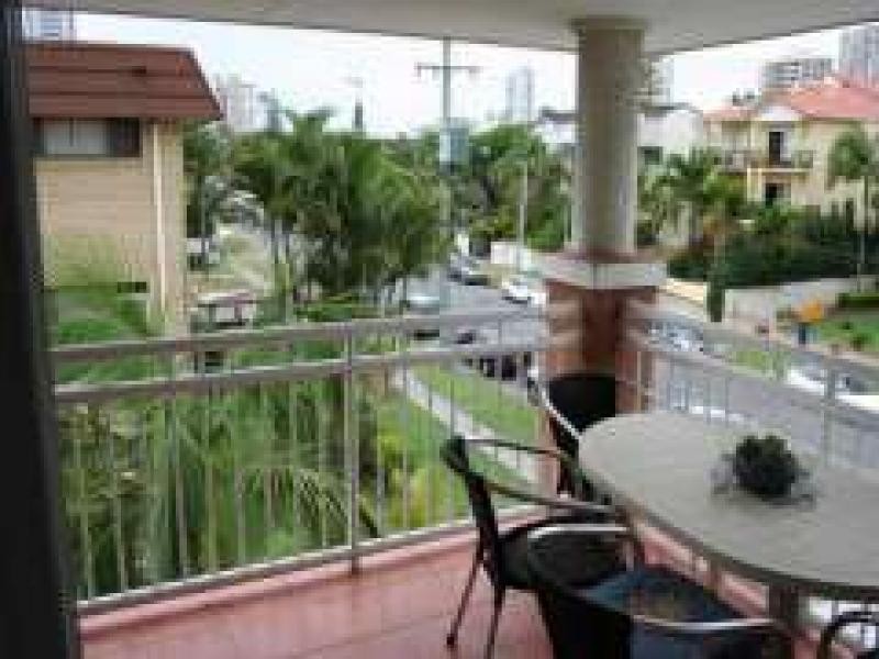 12/2759 Gold Coast Highway, Broadbeach QLD 4218