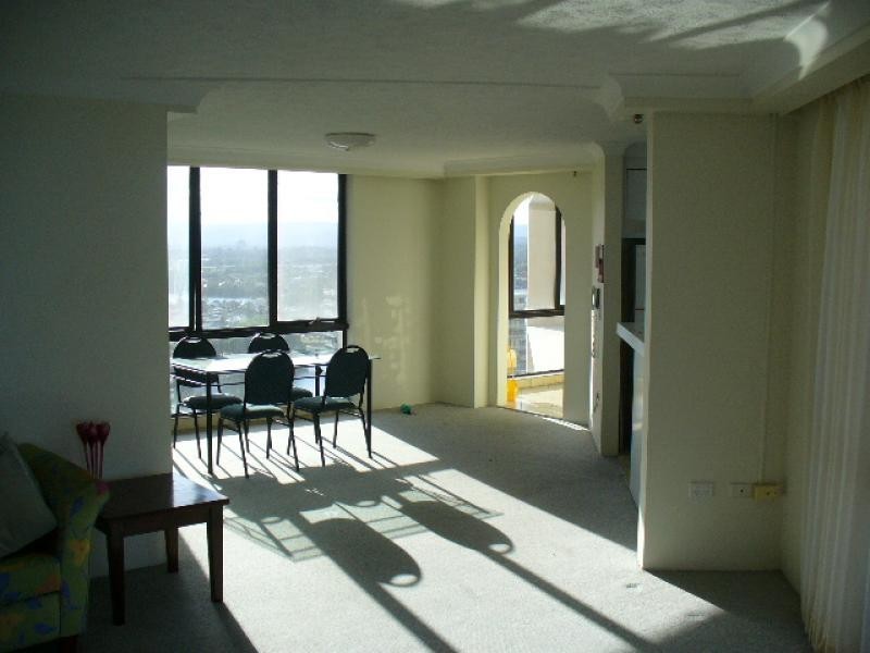 84/4 Thornton Street, Surfers Paradise QLD 4217