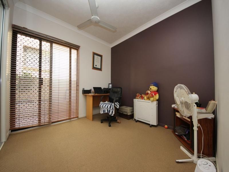 12 St Kilda Avenue, Broadbeach QLD 4218