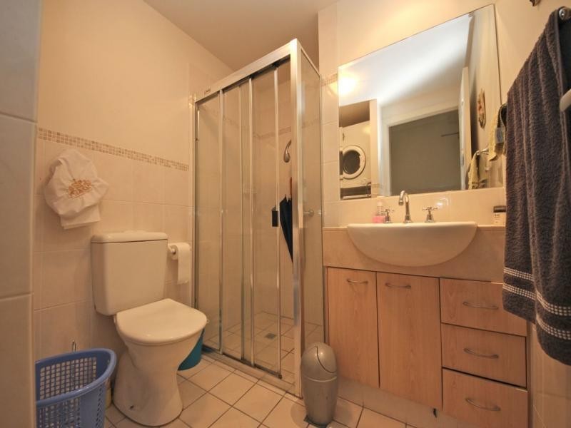 12 St Kilda Avenue, Broadbeach QLD 4218