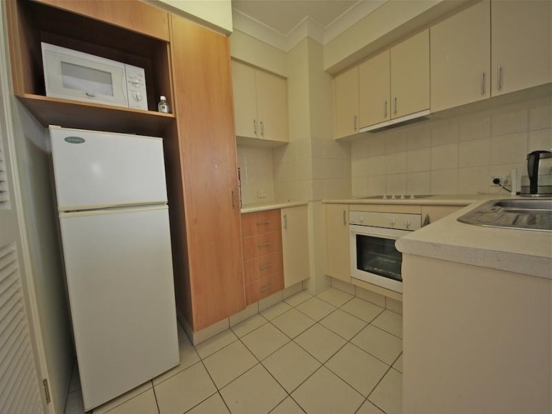 2632 Gold Coast Highway, Broadbeach QLD 4218