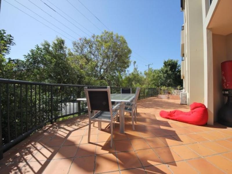 3/3 Sunset Boulevard, Surfers Paradise QLD 4217