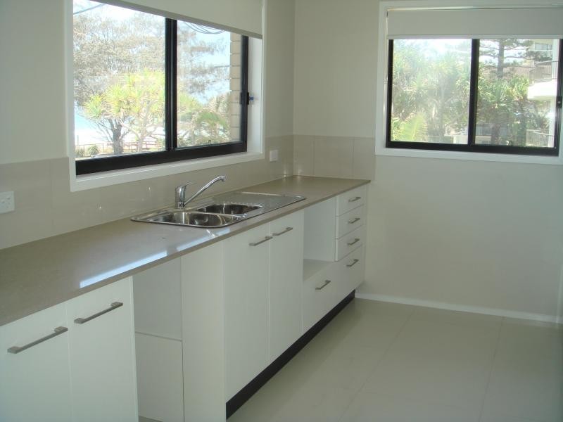 1/31 Broadbeach Boulevade, Broadbeach QLD 4218