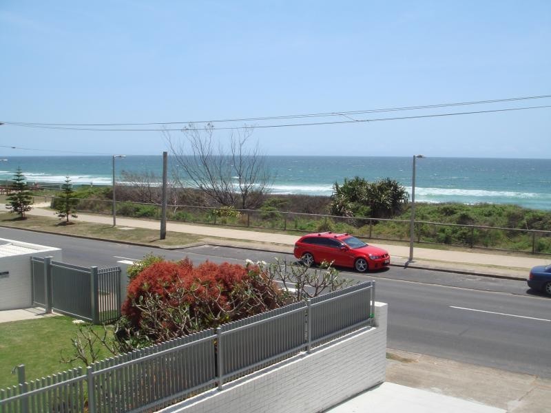 1/31 Broadbeach Boulevade, Broadbeach QLD 4218