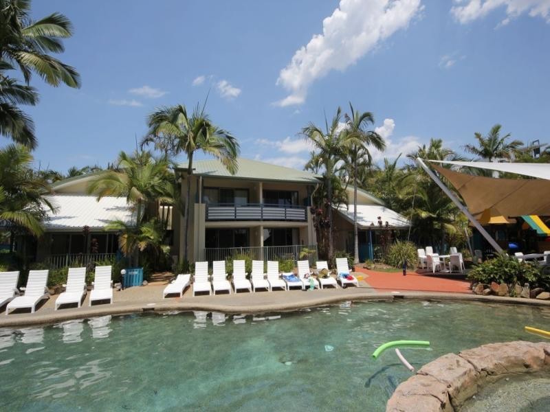 84/10-16 Alexandra Avenue, Broadbeach QLD 4218