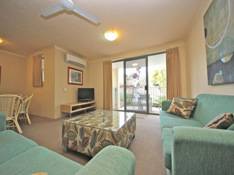 84/10-16 Alexandra Avenue, Broadbeach QLD 4218