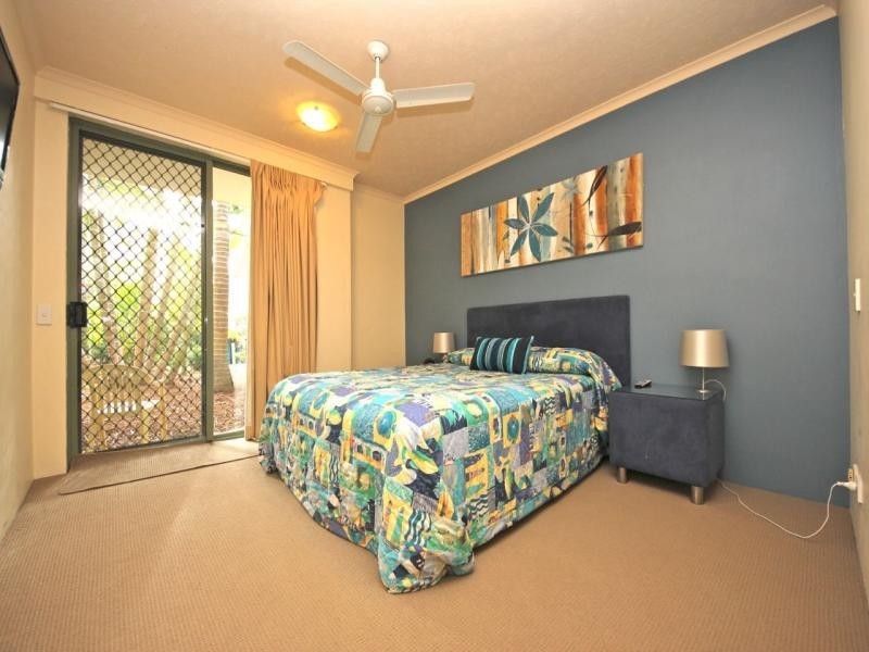 84/10-16 Alexandra Avenue, Broadbeach QLD 4218