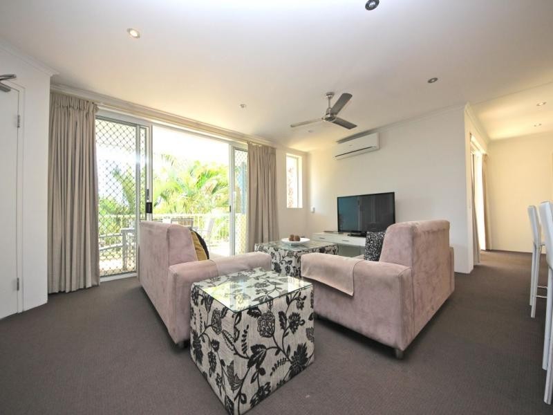10-16 Alexandra Avenue, Broadbeach QLD 4218