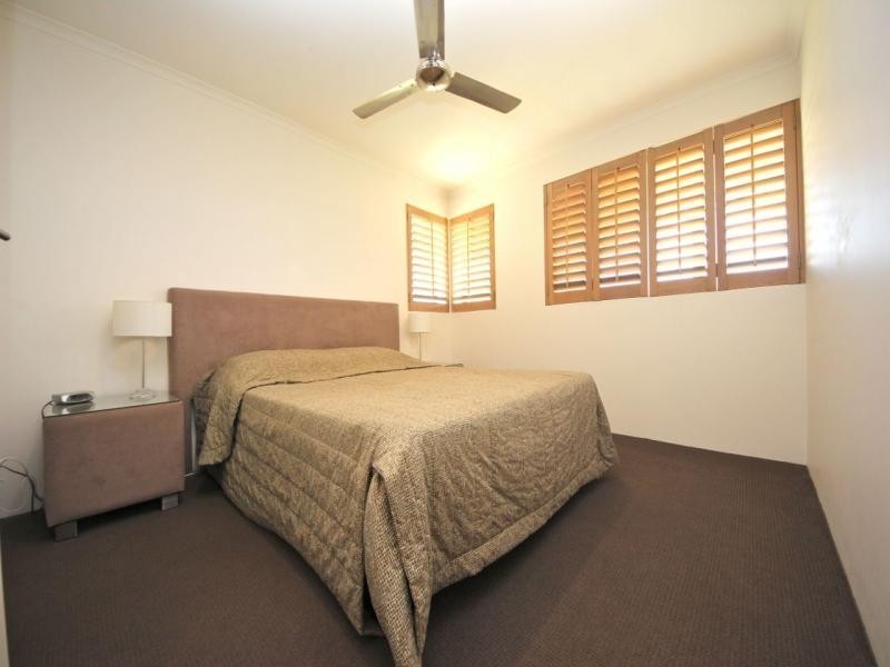 10-16 Alexandra Avenue, Broadbeach QLD 4218