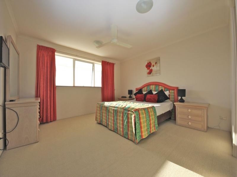 81/10-16 Alexandra Avenue, Broadbeach QLD 4218