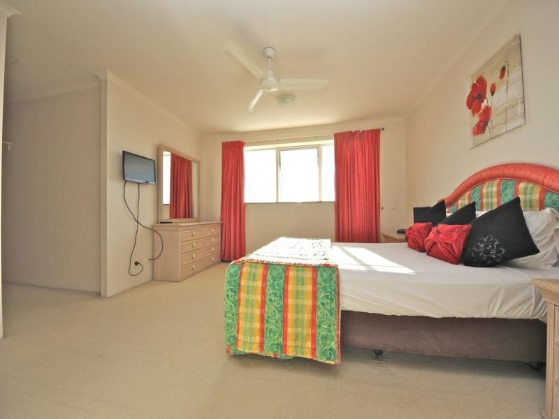 81/10-16 Alexandra Avenue, Broadbeach QLD 4218