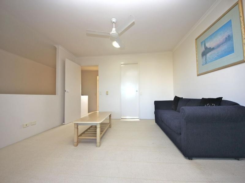 81/10-16 Alexandra Avenue, Broadbeach QLD 4218