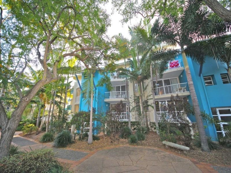 81/10-16 Alexandra Avenue, Broadbeach QLD 4218