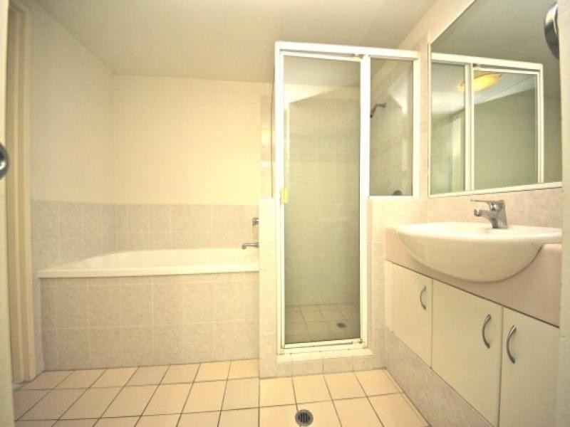 806/30 Surf Parade, Broadbeach QLD 4218