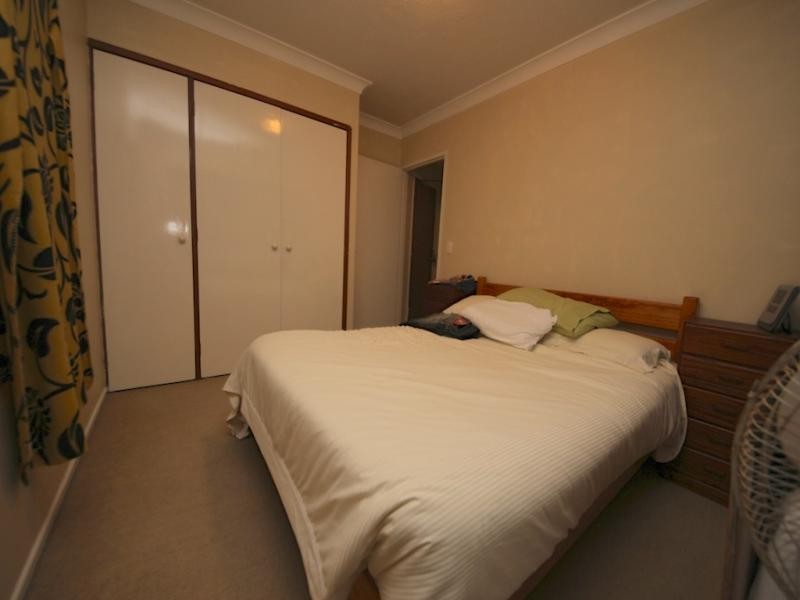 9/17 Frederick, Surfers Paradise QLD 4217