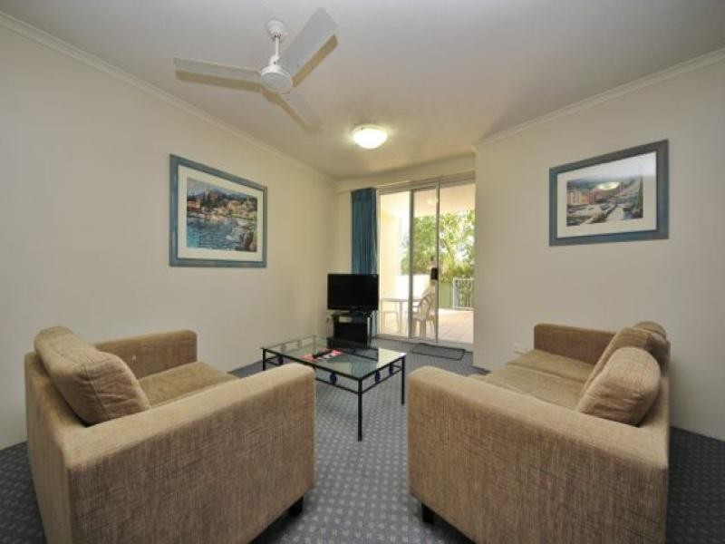 153/10 Alexandra Avenue, Broadbeach QLD 4218