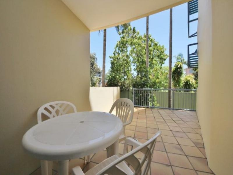 153/10 Alexandra Avenue, Broadbeach QLD 4218