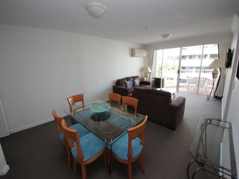 90 Surf Parade, Broadbeach QLD 4218