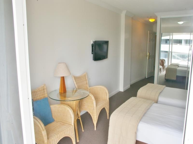 1510/90 Surf Parade, Broadbeach QLD 4218