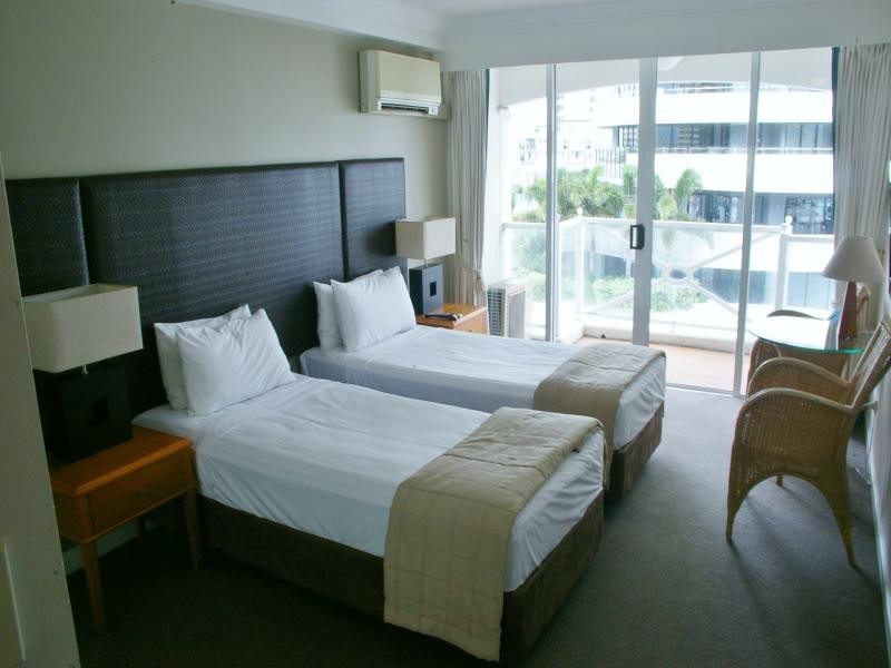 1510/90 Surf Parade, Broadbeach QLD 4218