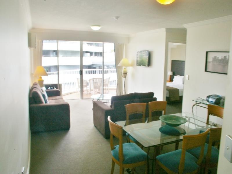 1510/90 Surf Parade, Broadbeach QLD 4218