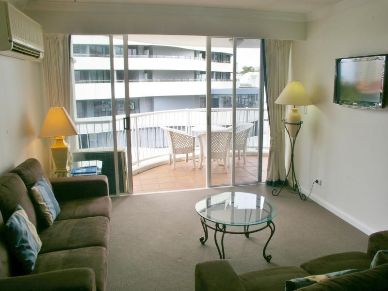 1510/90 Surf Parade, Broadbeach QLD 4218