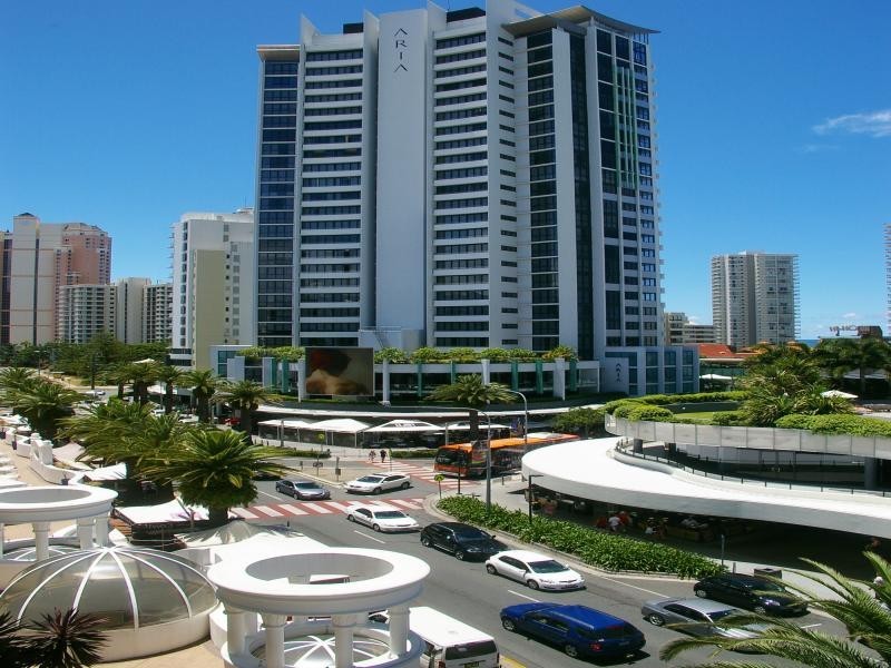 1510/90 Surf Parade, Broadbeach QLD 4218