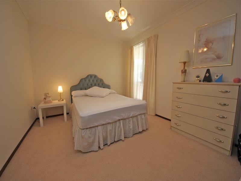 1/18 Tekapo St, Broadbeach Waters QLD 4218