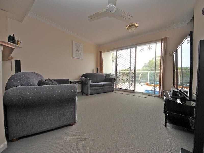 101/300 Cottesloe Drive, Mermaid Waters QLD 4218