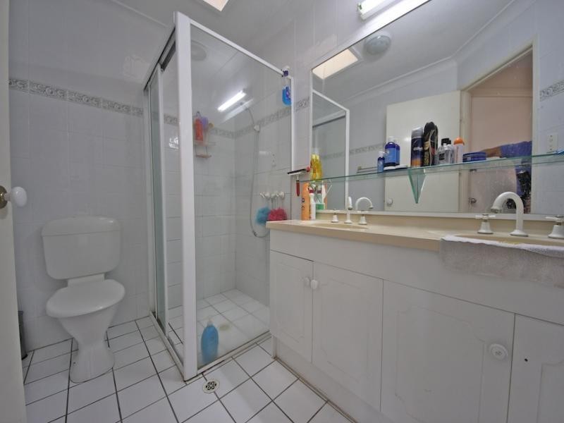 101/300 Cottesloe Drive, Mermaid Waters QLD 4218