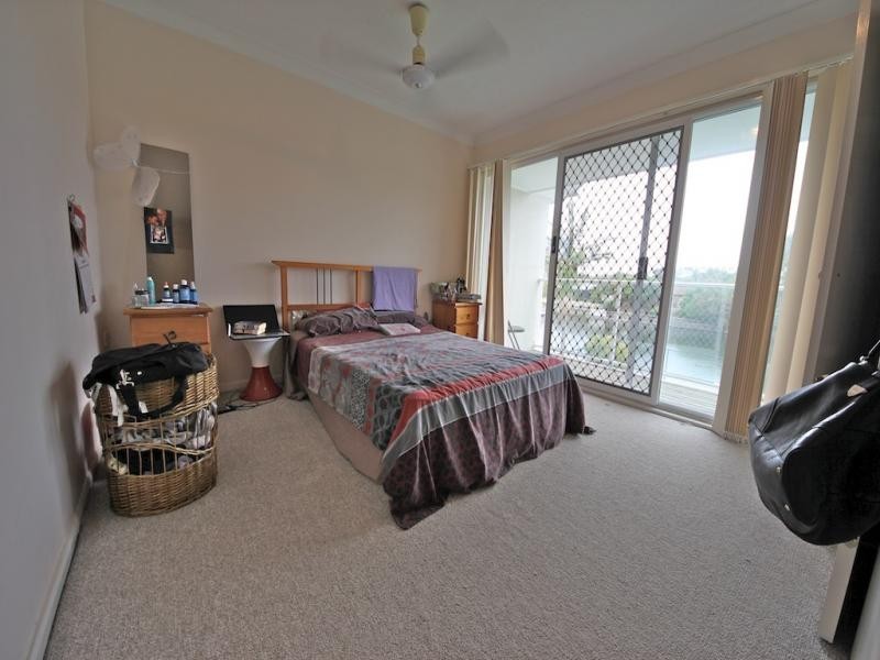 101/300 Cottesloe Drive, Mermaid Waters QLD 4218