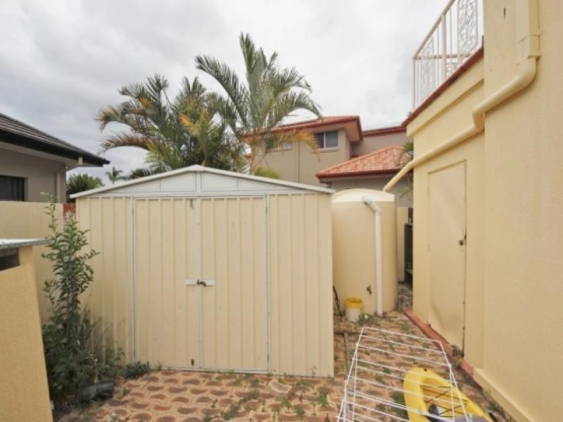 364 Rio Vista Boulevard, Mermaid Waters QLD 4218