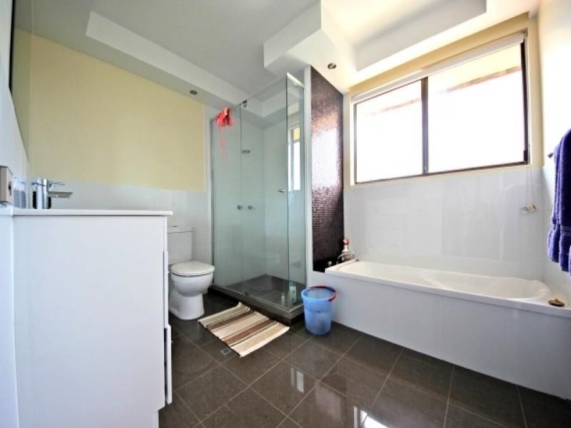 364 Rio Vista Boulevard, Mermaid Waters QLD 4218