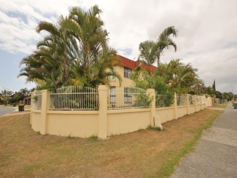 364 Rio Vista Boulevard, Mermaid Waters QLD 4218