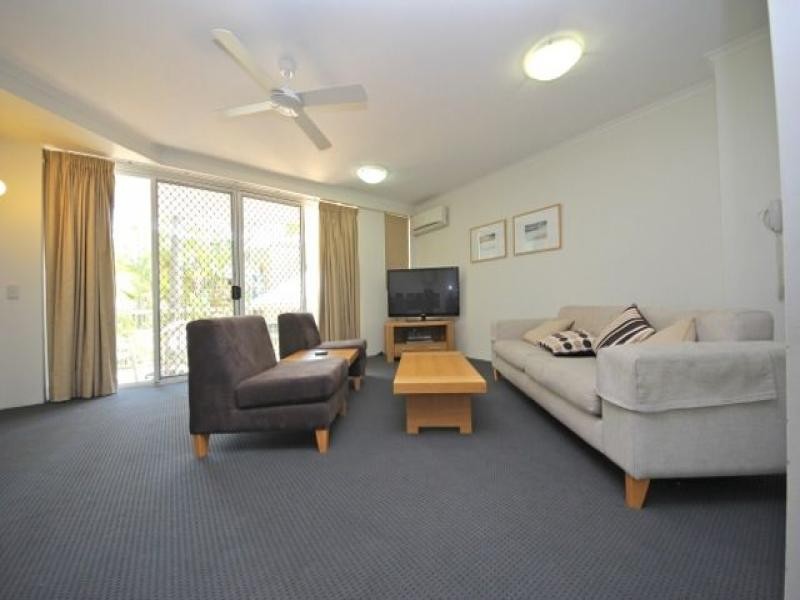 124/10 Alexandra Avenue, Broadbeach QLD 4218