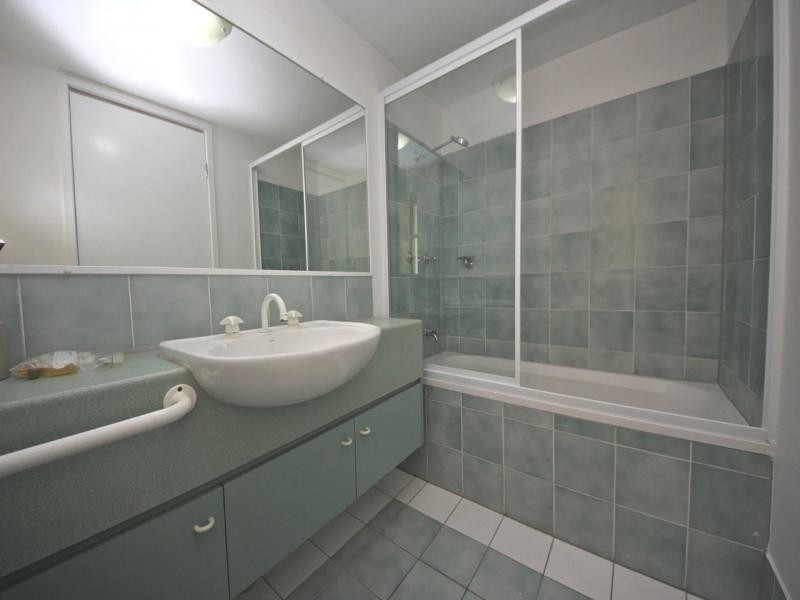 10-16 Alexandra Avenue, Broadbeach QLD 4218