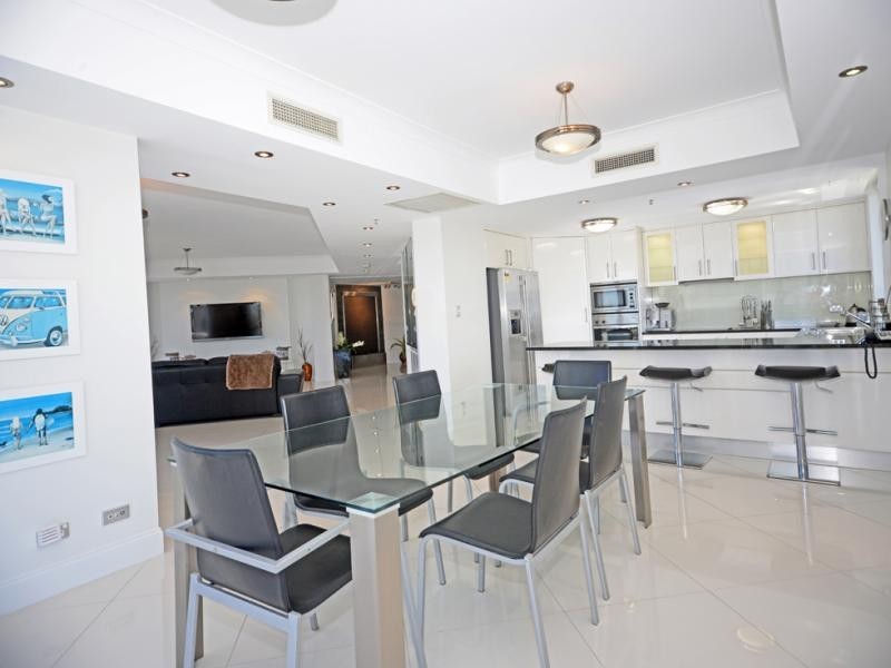 2633 Gold Coast HIGHWAY, Broadbeach QLD 4218