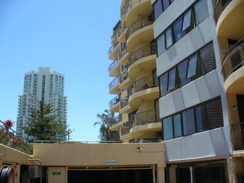 509/40 Surf Parade, Broadbeach QLD 4218