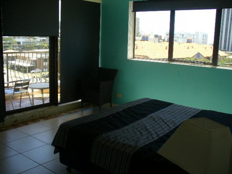 509/40 Surf Parade, Broadbeach QLD 4218