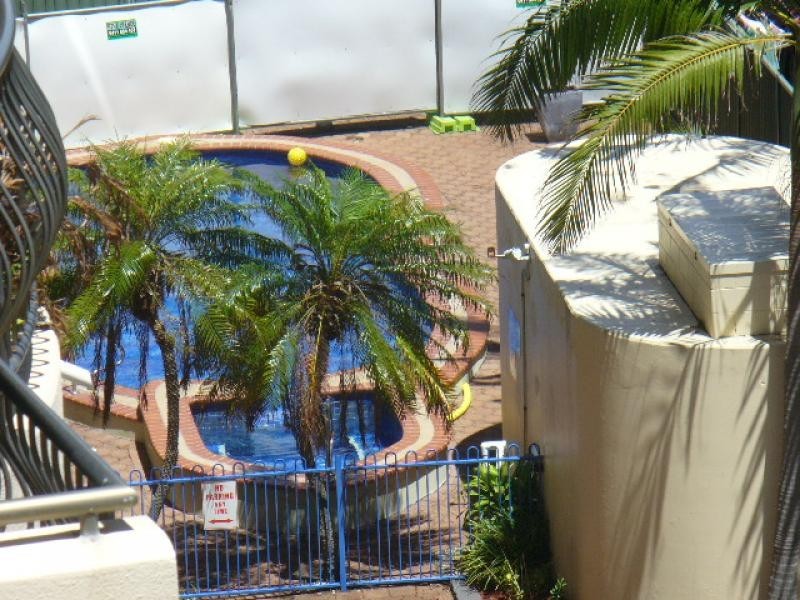 509/40 Surf Parade, Broadbeach QLD 4218