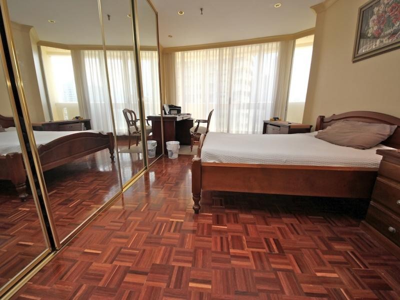 114 The Esplanade, Surfers Paradise QLD 4217