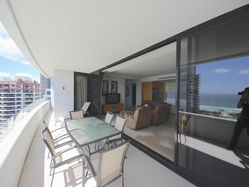 Aria/17 Albert Avenue, Broadbeach QLD 4218
